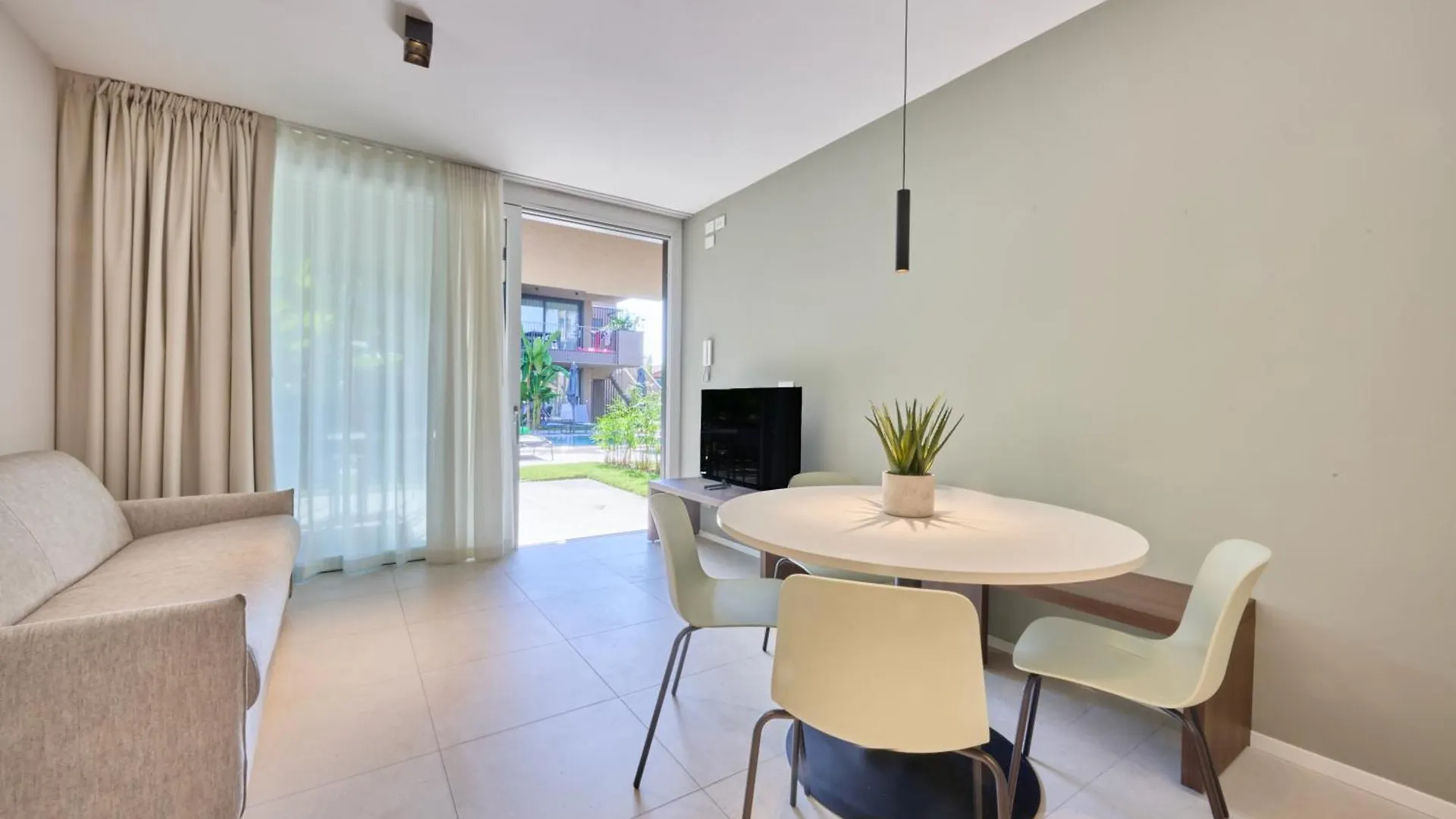 Sun Village Apartments Lido di Jesolo 0*,
